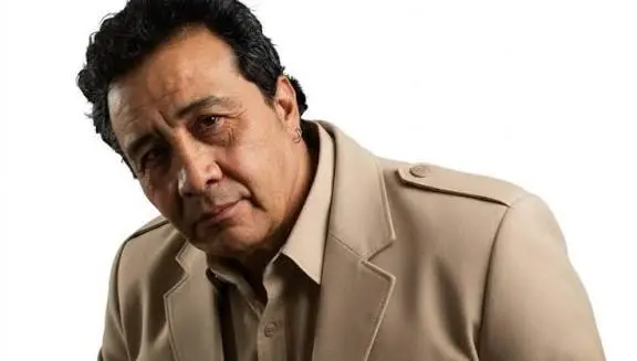 Alfonso Obregón, célebre por dar voz a Shrek en Latinoamérica, se encuentra bajo el escrutinio público por un nuevo testimonio en su contra.