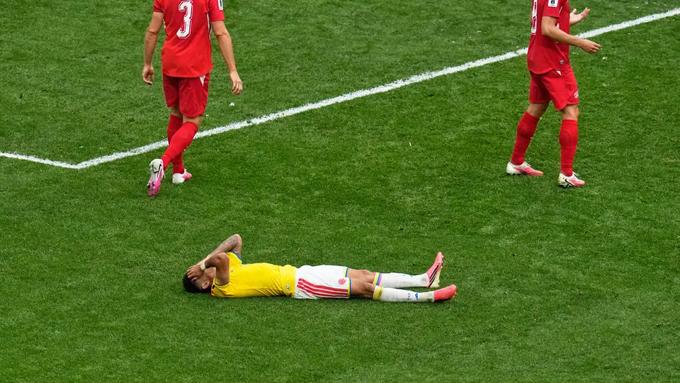 Luis Díaz en el partido de Octavos de Final de la Copa del Mundo ante Suiza | AP