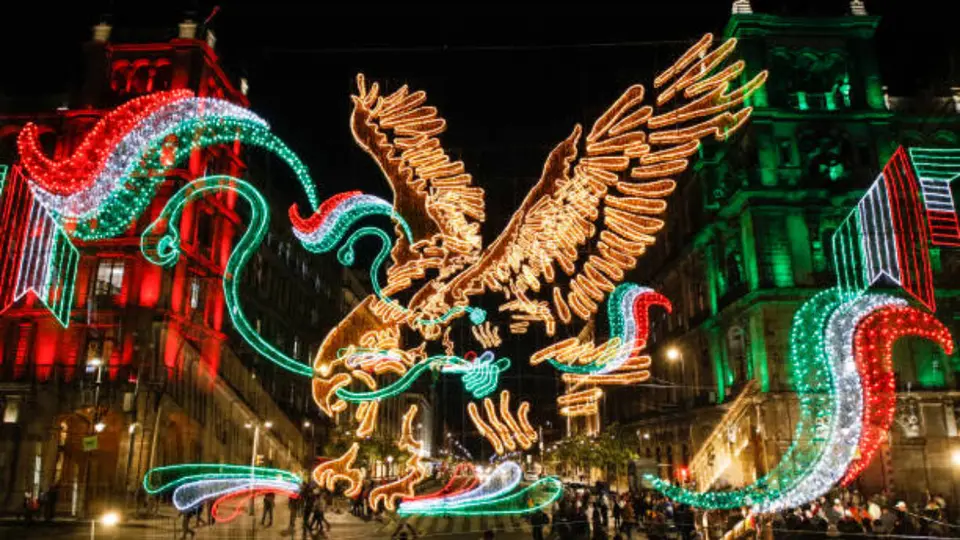 Fiestas por la independencia aumentan ingresos a los negocios y hoteles en CDMX