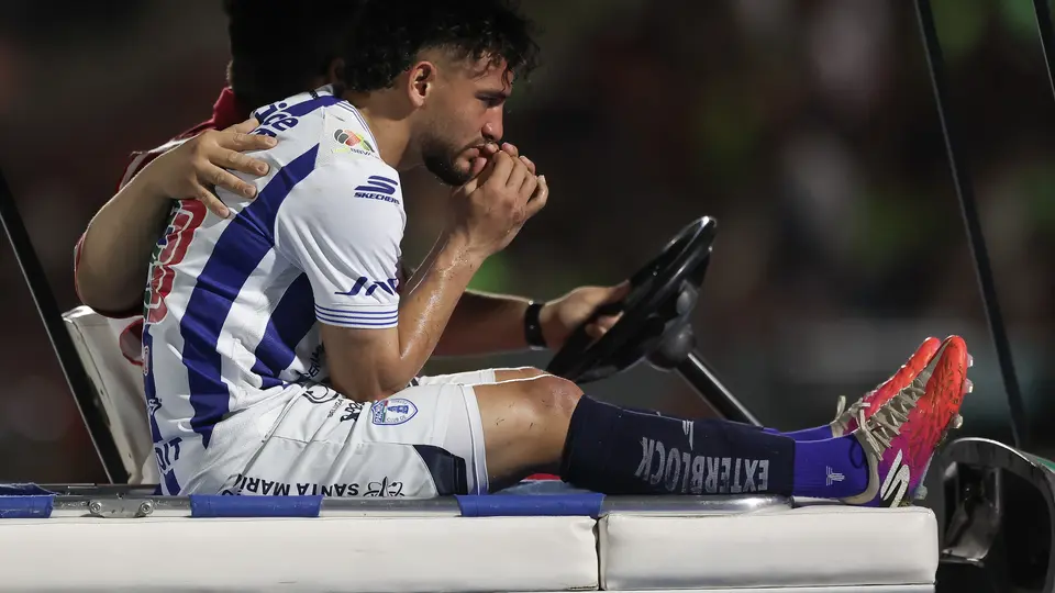 ¡Fracturado! Refuerzo colombiano de Pachuca fuera de juego por dos meses