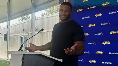 Aaron Donald no viajará a Australia y se pierde el debut de los Rams en la campaña 2026