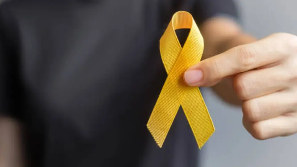 El amarillo se convirtió en un símbolo relacionado con la prevención del suicidio a partir de una iniciativa surgida en Estados Unidos en 1994. / iStock