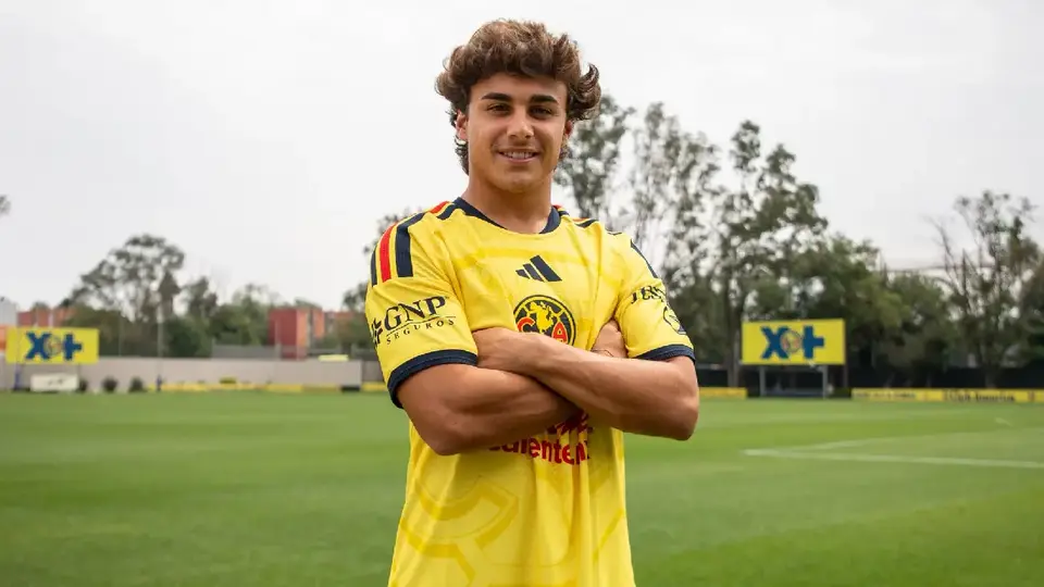 “Quiero ser uno más de la familia”: Carlos Álvarez se rinde ante México y el América