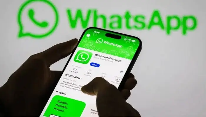 la empresa notificará a los usuarios a través de WhatsApp y les recordará en varias oportunidades que deben actualizarlo./istock