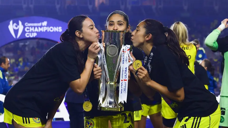Jugadoras de América celebran la Copa de Campeonas Concacaf | MEXSPORT