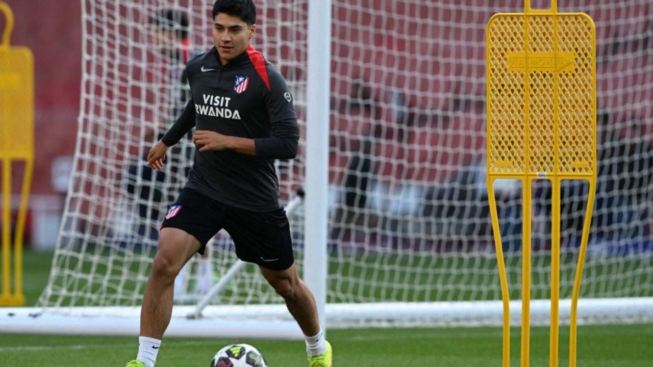 ¿Habrá debut europeo? Obed Vargas fue convocado por Atlético de Madrid en la Champions League