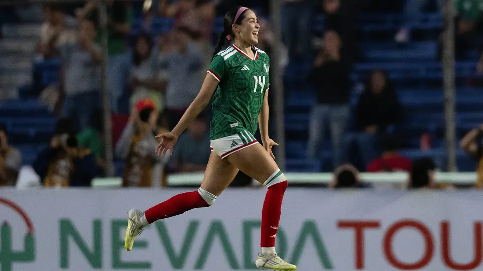 Greta Espinoza celebrando un gol en un amistoso ante Brasil | IMAGO7