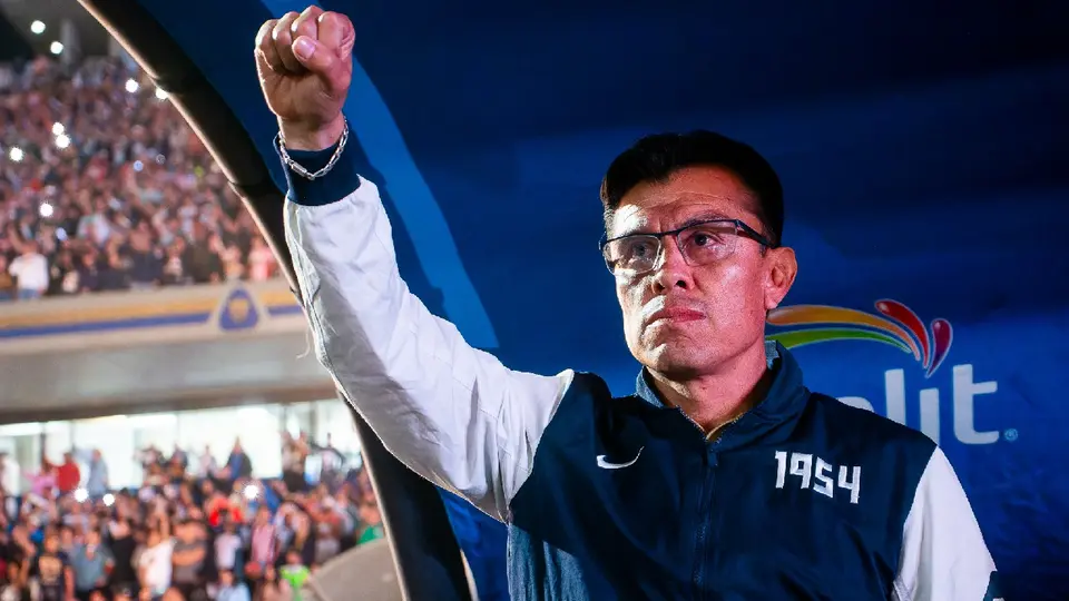 Raúl Alpizar, director técnico interino, de Pumas en el  Clausura 2025 | IMAGO7