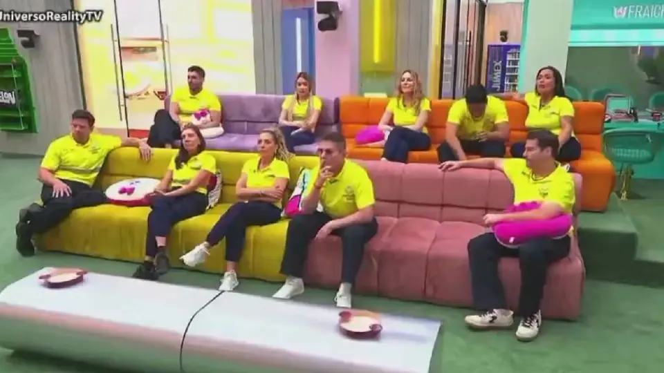 La Jefa reunió a los habitantes antes de la prueba del presupuesto para informarles que Gala Montes había decidido salir de la competencia./ Captura de pantalla