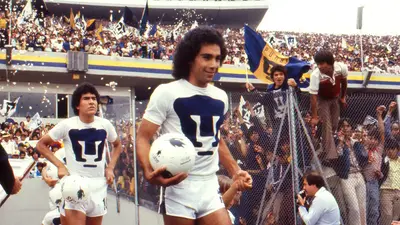 Se cumplen 50 años del debut de Hugo Sánchez, así fue su presentación con Pumas