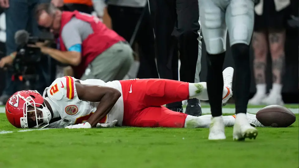 Tyquan Thornton se lastimó el pie en el último encuentro de los Chiefs | AP
