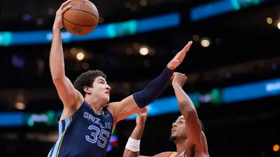Karim López volvió a ver acción en el segundo duelo de pretemporada de Memphis Grizzlies ahora ante Orlando