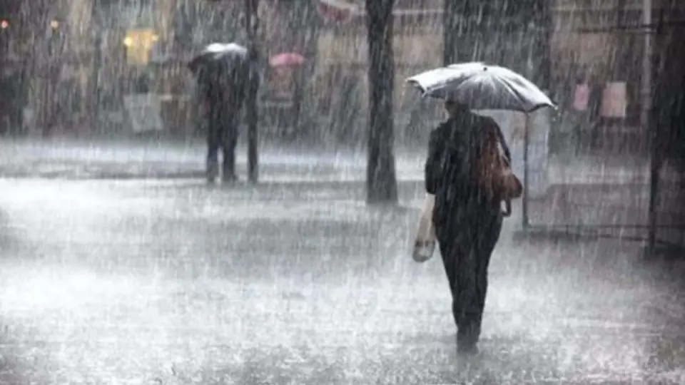 Autoridades mantienen vigilancia ante el riesgo de lluvias, inundaciones y deslaves por ambos sistemas tropicales / Especial