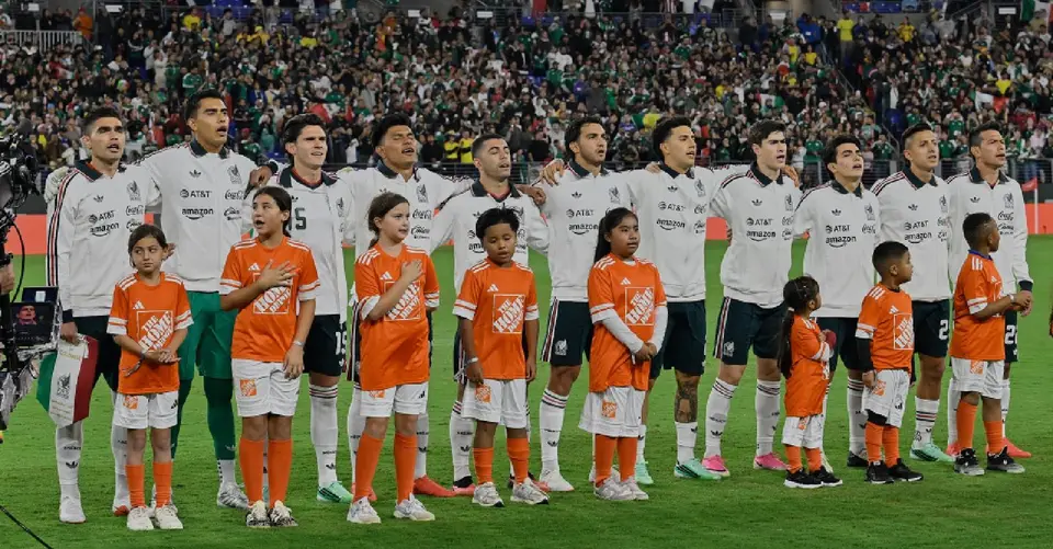 La Selección Mexicana, previo al duelo contra Colombia, en Baltimore. l MEXSPORT