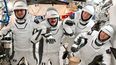 VIDEOS: Misión Crew-12 regresa a la Tierra tras 237 días en el espacio; así fue el amerizaje