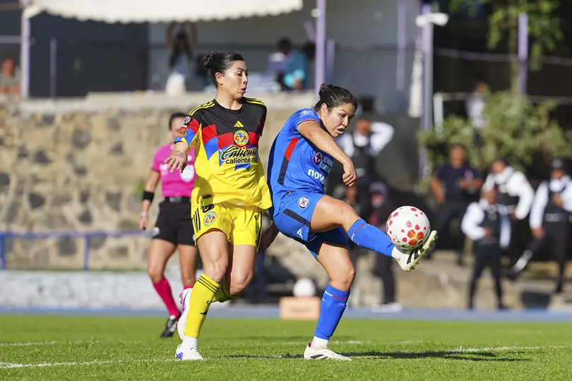 Kiana Palacios y Valeria Valdez en el partido entre Cruz Azul y América en la Jornada 8 del Clausura 2026 | IMAGO 7