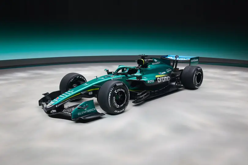 Así es el nuevo monoplaza de Aston Martin, primero diseñado por Adrian Newey | X: @AstonMartinF1