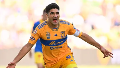 Cruz Azul ya mandó una oferta formal por Nicolás Ibáñez