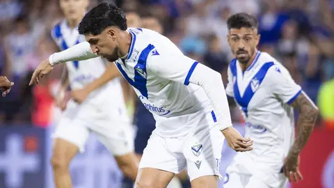 Entrenador de Vélez Sarsfield se rinde a Diego Valdés tras brillar con dos asistencias contra Boca Juniors