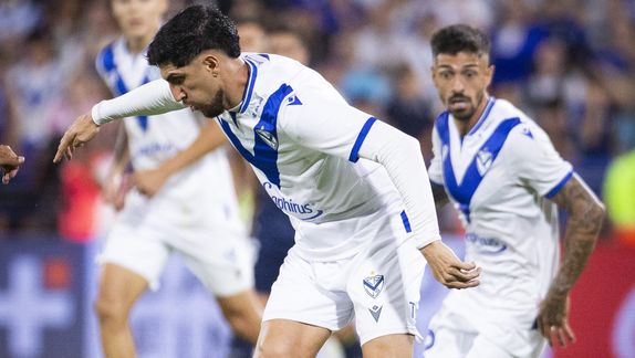 Entrenador de Vélez Sarsfield se rinde a Diego Valdés tras brillar con dos asistencias contra Boca Juniors