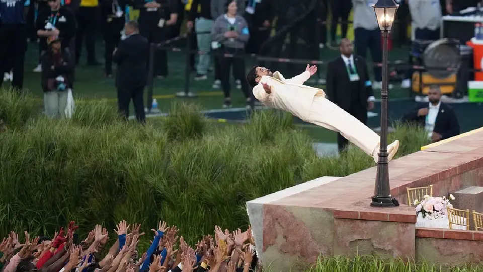 La presentación de Bad Bunny fue espectacular para muchos/AP