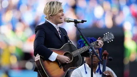 Brandi Carlile quién es la cantante que cantó “America the Beautiful” antes del Super Bowl