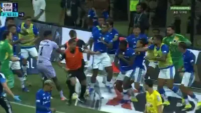 ¡Un auténtico caos! Se desata batalla campal en la Final del Campeonato Mineiro entre Cruzeiro y Atlético Mineiro