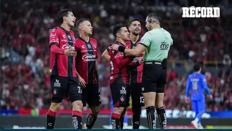 'Gato' Ortíz recibió amenazas de un aficionado de Atlas tras el Clásico Tapatío