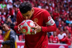 ¡Vuelve el Príncipe del Averno! Alexis Vega reaparece con Toluca tras meses de inactividad