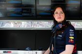 Hannah Schmitz en el pit wall de Red Bull durante el Gran Premio de Hungría 2022 | RED BULL