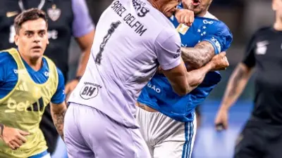 ¡Histórico! Brutal pelea entre Atlético Mineiro y Cruzeiro desató 23 expulsados marcando una cifra récord