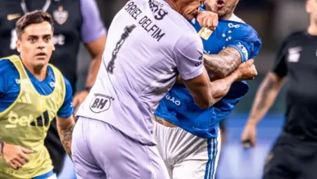 ¡Histórico! Brutal pelea entre Atlético Mineiro y Cruzeiro desató 23 expulsados marcando una cifra récord