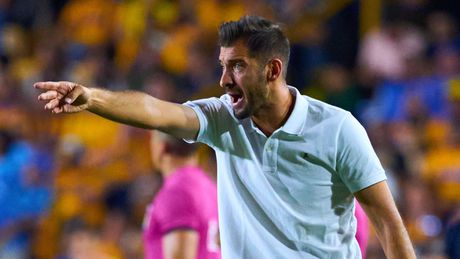 Rayados podría perder a Sergio Canales para el partido ante Cruz Azul en Concacaf Champions Cup