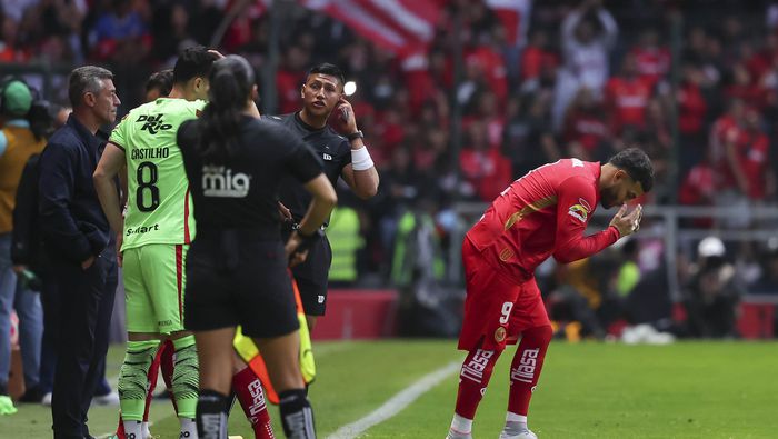 Alexis Vega ingresó de cambio en el partido de Toluca contra FC Juárez | IMAGO 7