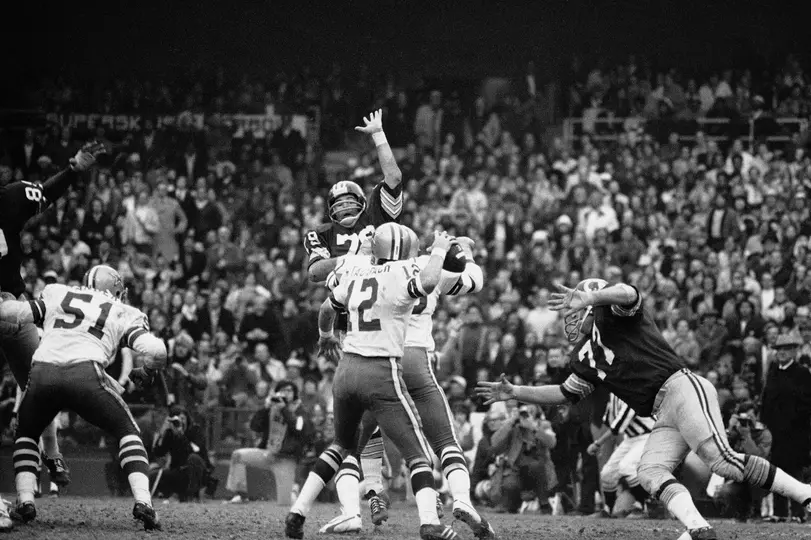 Roger Staubach con los Dallas Cowboys | AP