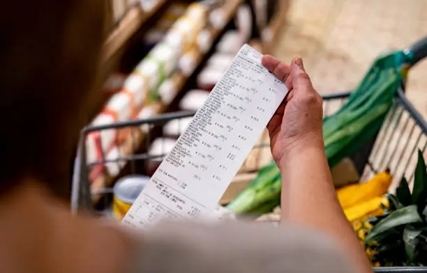 Más del 89% de los especialistas prevé una inflación superior al 4% al cierre del año./ Pixabay