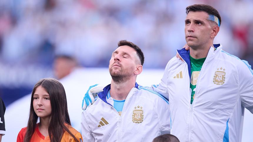 Lionel Messi y Emiliano 'Dibu' Martínez en la Copa América 2024 | MEXSPORT