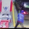 VIDEO/ Lady Gasolina: mujer huye sin pagar y deja deuda a despachador