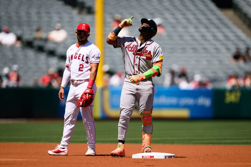 Ronald Acuña Jr. celebras tras conectar doblete productor | AP