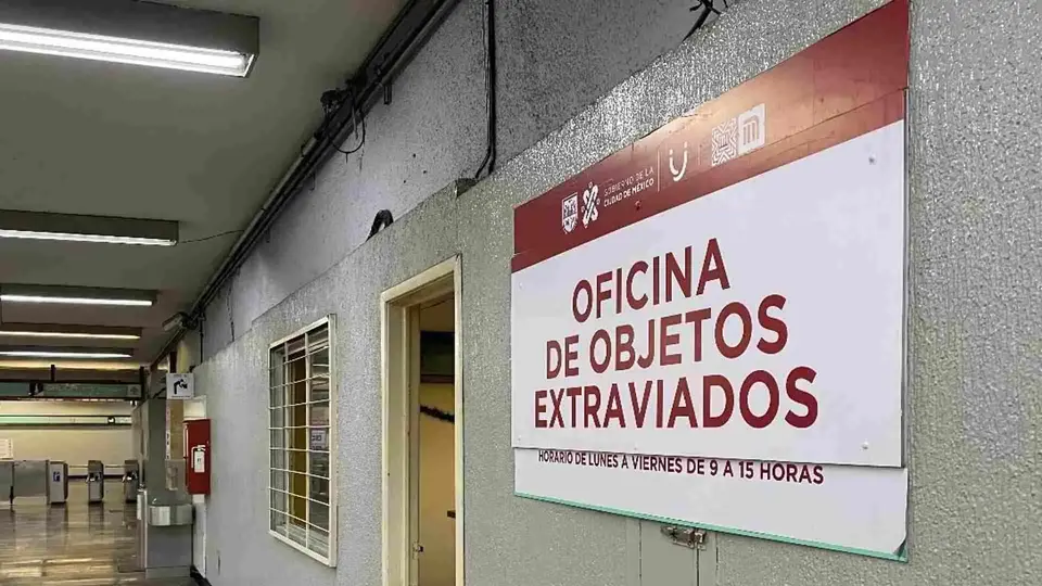 Las urnas funerarias figuran entre los objetos más inusuales olvidados en el Metro./ Metro CDMX