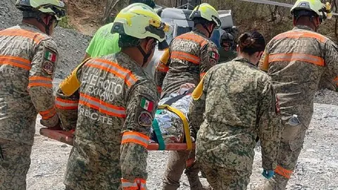 El minero narró que nunca perdió la fe y sabía que lo rescatarían en cualquier momento / FB: @SEDENAmxOficial