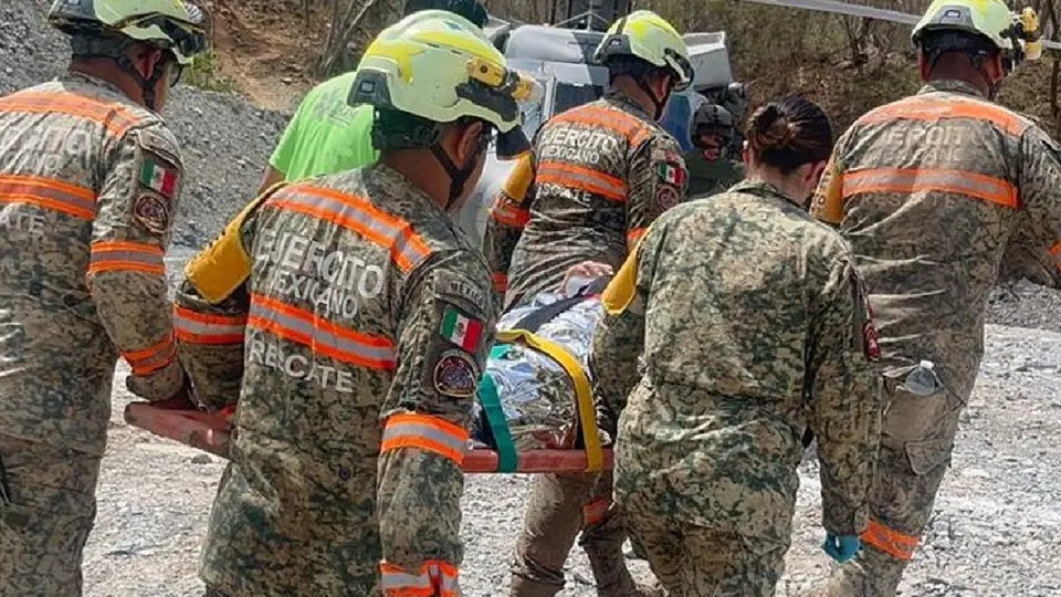 El minero narró que nunca perdió la fe y sabía que lo rescatarían en cualquier momento / FB: @SEDENAmxOficial