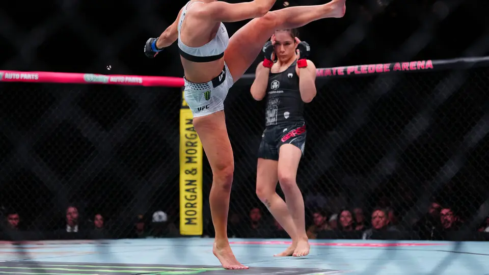 Alexa Grasso ante Maycee Barber en la UFC | GROSBY GROUP