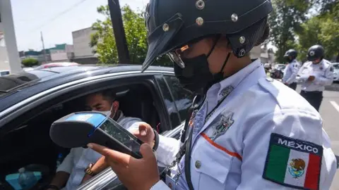 El programa busca que conductores regularicen adeudos y eviten sanciones mayores./ RS