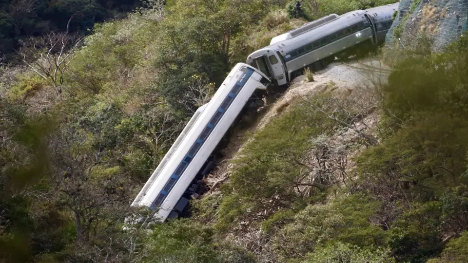 Las autoridades determinaron que el accidente se debió a un error humano y al exceso de velocidad / Redes Sociales