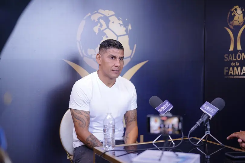 Carlos Salcido, en conferencia de prensa previa a la ceremonia de investidura del Salón de la Fama en 2024 | IMAGO 7