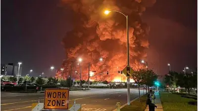 VIDEO: Empleado incendia almacén en California tras quejarse de bajos salarios y es detenido