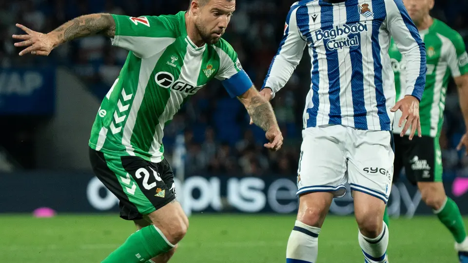 ¡Borrado! Betis, con Fidalgo en la banca, es empatado en dramático final
