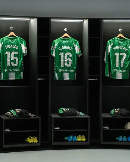 Vestidor del Betis previo a duelo ante la Real Sociedad de San Sebastián l X:RealBetis_en