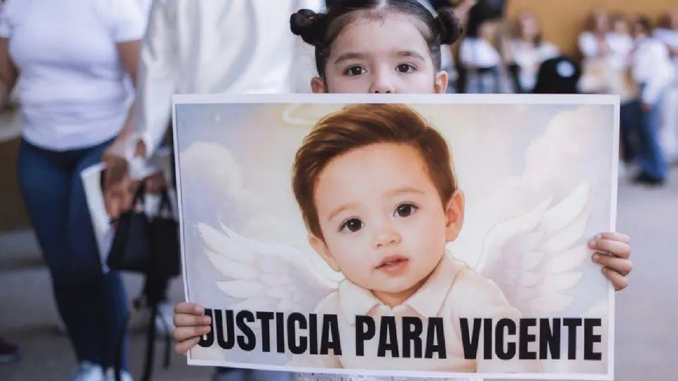 Un grupo de la sociedad está clamando justicia por la muerte del pequeño / Redes Sociales